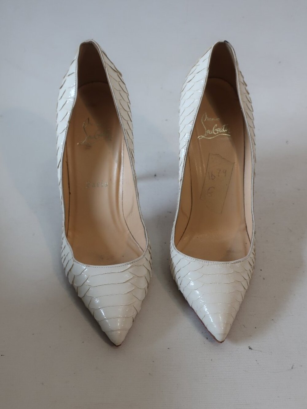 Authentic Christian Louboutin White So Kate Python Leather Heel Pump 38.5 US/8.5 - Picture 4 of 16